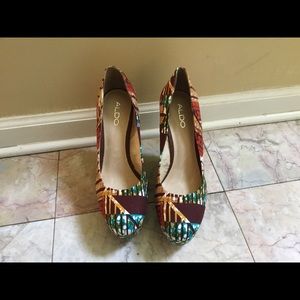 Aldo wedge shoes